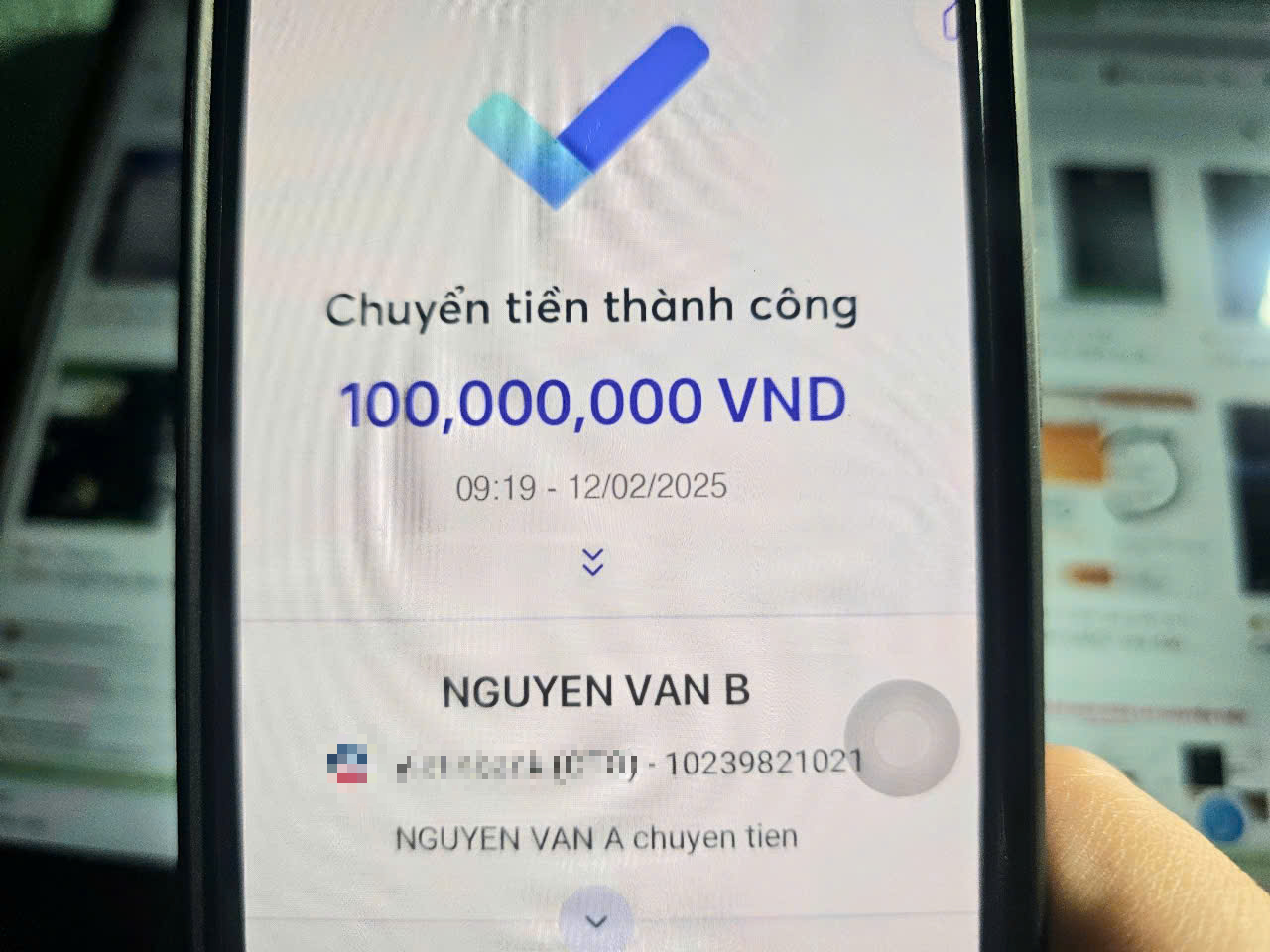 Dịch vụ tạo bill chuyển tiền giả tràn lan trên mạng, ngân hàng nói gì?- Ảnh 1.